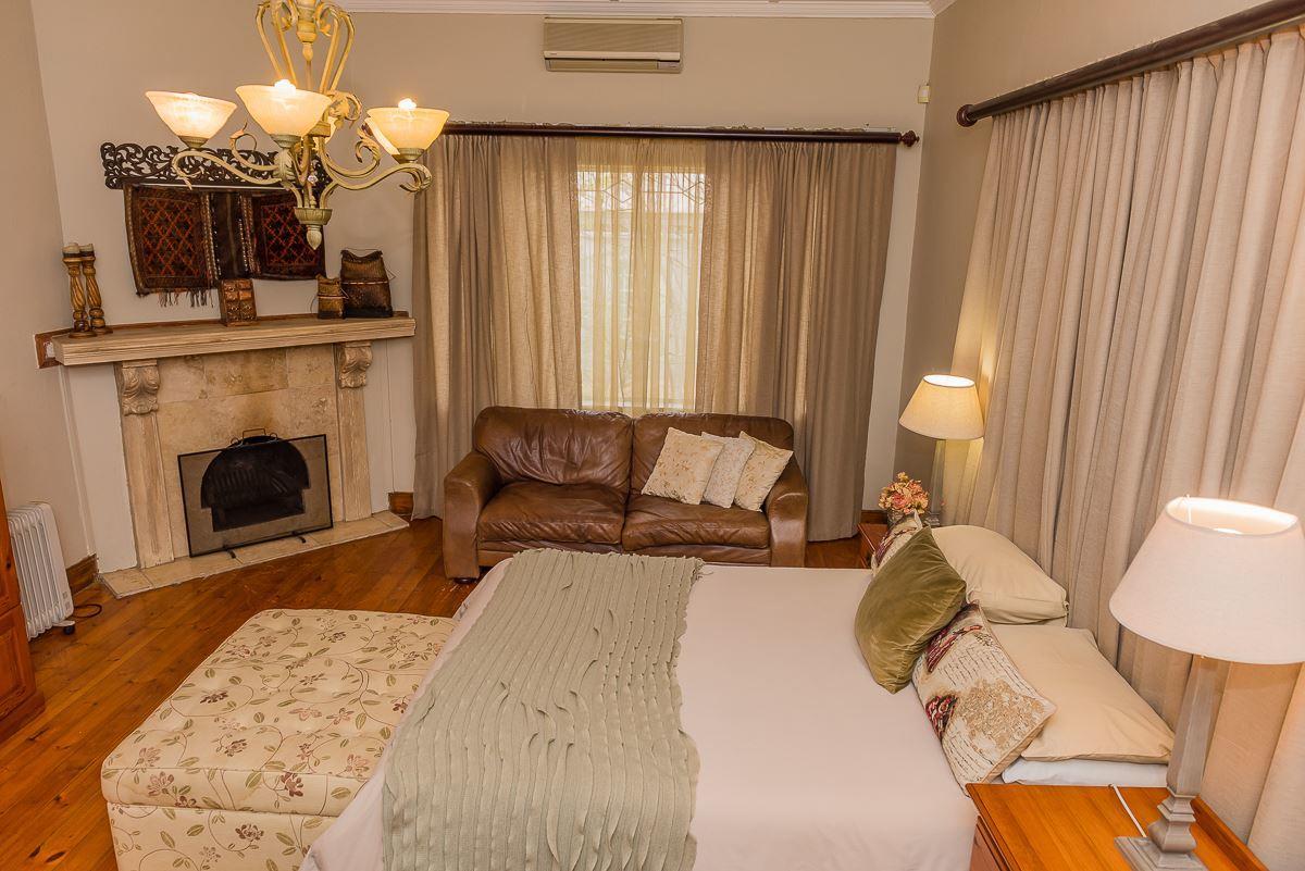 Chateau B&B Piet Retief Bagian luar foto